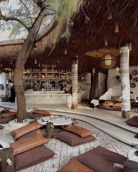 Beach Club Interior, Beach Cafe Design, Boho Style Restaurant, Beach Restaurant Design, Tulum Restaurants, Open Restaurant, Modern Restaurant Design, Bakery Design Interior, Outdoor Restaurant Design