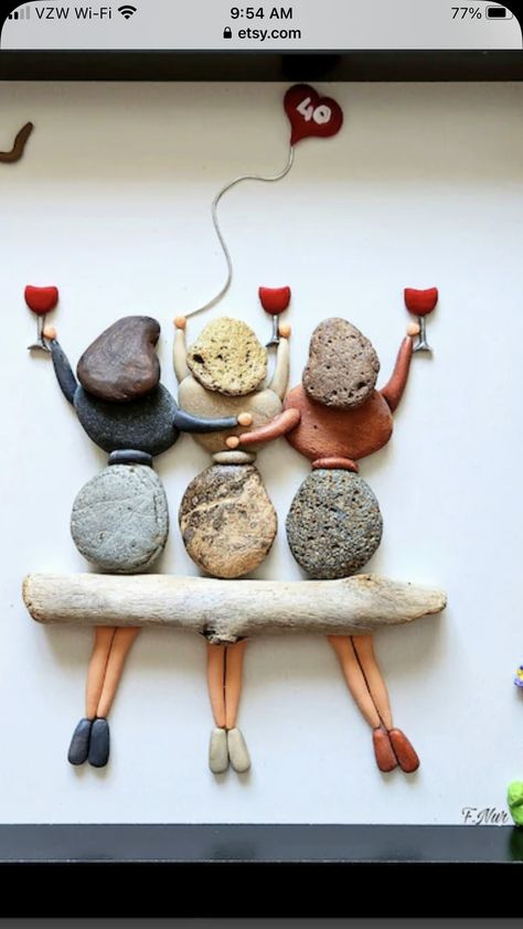 Stone Art On Canvas, Wall Art Using Rocks, Rock Pictures, Rock On Canvas Stone Art, Rock Pictures Diy Pebble Art Friends, Pebble Art Camping, Our Family Rocks Pebble Art, Rock Crafts Diy, Beach Crafts Diy