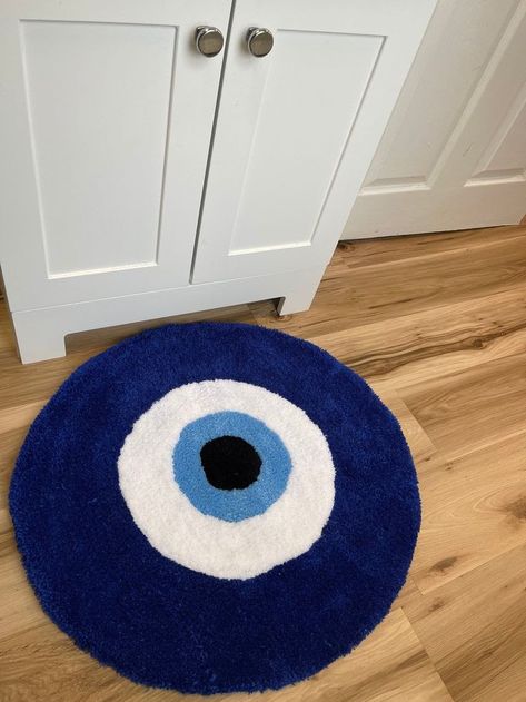 Rug Tufting Inspiration, Tuft Rug Ideas, Rug Tufting Design, Alternative Flooring Ideas, Rug Making Diy, Evil Eye Room, Tuffed Rug, Cool Rugs For Bedroom, Rug Alternative