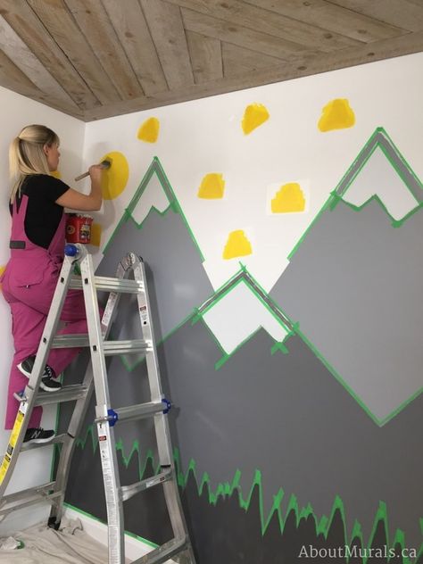 Mountain Mural Kids Room, Diy Mountain Mural, Wall Mural Diy, Baby Room Ideas Early Years, Twins Bedroom, Diy Mountain, Baby Room Design Boy, Baby Room Paintings, Mural Diy