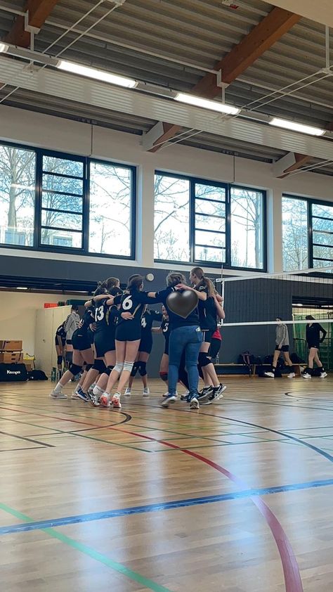 #volleyball #team #match #volley #win Volleyball Winning, Volleyball Match, Winter Club, Volleyball Clubs, Volleyball Team, 2024 Vision, Volleyball, Dream Life, Vision Board