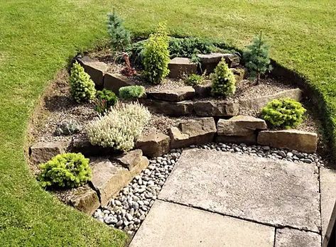 Rockery Garden Ideas, Garden Design Ideas Uk, Fun Garden Art, Garden Ideas Uk, Rockery Garden, Gardening Pots, Whimsical Garden Art, Rock Garden Design, Rock Garden Landscaping