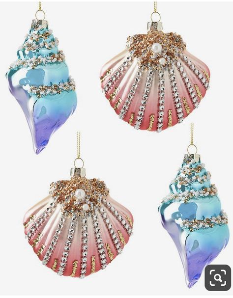 Scallop Shell Craft Ideas, Shell Craft Ideas, Scallop Shell Craft, Kristina Webb, Seashell Projects, Shell Craft, Art Coquillage, Seashell Ornaments, Seashell Painting