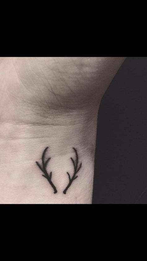 Padfoot Tattoo, Marauders Tattoo Ideas, Nail Tattoo, Alternative Style, Piercing Tattoo, Maple Leaf Tattoo, Alternative Fashion, Makeup Nails, Henna