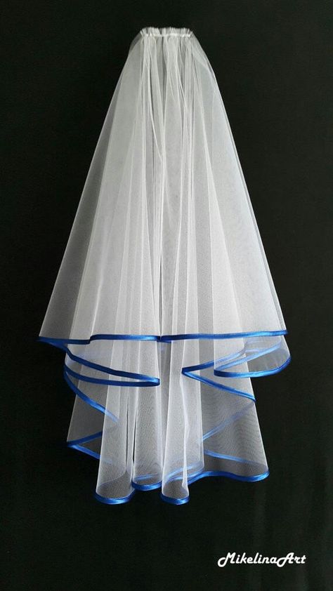 Wedding Ideas Blue, Trendy Wedding Ideas, White Wedding Veil, Royal Blue Wedding Theme, Royal Blue Colour, Wedding Crashers, Royal Blue Wedding, Lace Bride, Blue Themed Wedding