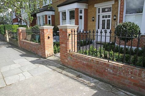 Victorian Front Garden, Brick Wall Gardens, Garden Railings, Iron Fences, Black Brick Wall, Small Front Gardens, Red Brick Walls, Red Brick Wall, Gate Post