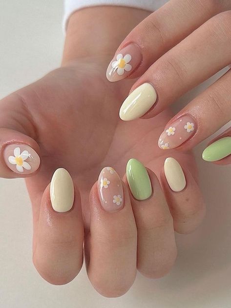 Nail Ideas For Short Nails French Tips, Short Nail For Summer, Cute Summer Nails Ideas, Traveling Nails Ideas, Spring And Summer Nails 2024, Cute French Tip Nail Designs For Summer, Cute Summer Nails Short Simple, Acrylic Summer Nails 2024, Short Nails For Summer 2024