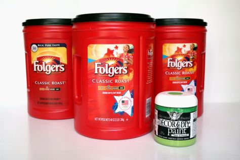 Folgers Coffee Container, Coffee Can Diy Projects, Plastic Coffee Containers, Coffee Can Crafts, Folgers Coffee, Coffee Filter Holder, Upcycle Plastic, Coffee Container, Gift Containers