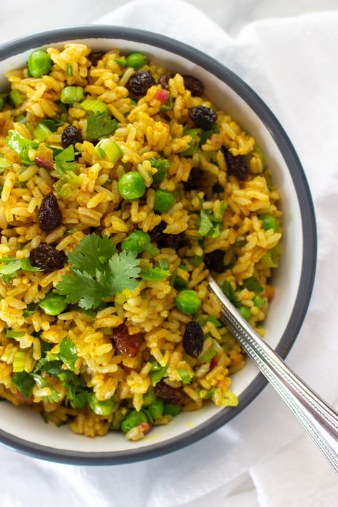 Easy Curry Rice Salad Curried Rice Salad, Rice Meals, Vegetable Curry Recipes, Best Curry, Easy Curry, Curry Rice, Rice Salad, Vegetable Curry, So Satisfying