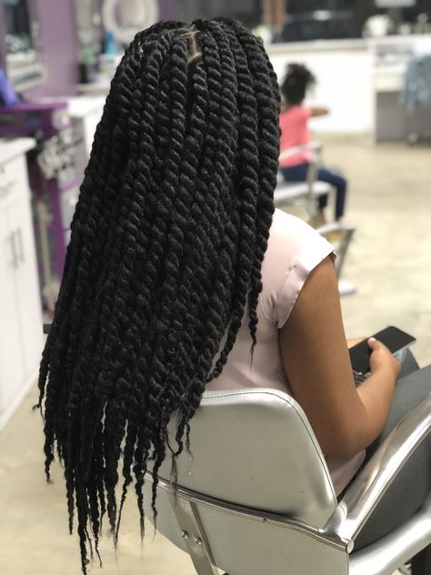 Big Marley Twists, Bob Marley Hairstyles Braids, Bob Marley Hairstyles, Marley Hairstyles, Long Marley Twists, December Hairstyles, Boxer Braids Hairstyles, Braid Hairstyle Ideas, Marley Twist Hairstyles