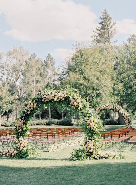 Wedding Venues Flower Field, Wedding In Flower Field, Flower Field Wedding Ceremony, Braveheart Wedding, Field Wedding Ideas, Field Wedding Ceremony, Field Weddings, Flower Field Wedding, Wedding Field