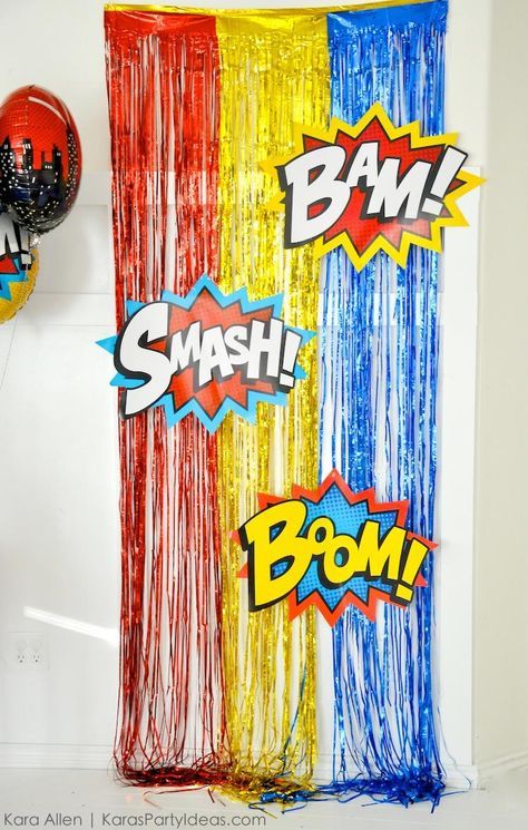 Super Hero Table Decor, Superhero Centerpiece Ideas Diy, Diy Superhero Decor, Marvel Party Ideas Decoration, Superhero Prom, Adult Superhero Party, Superhero Photo Booth, Dc Superhero Girls Party, Superhero Vbs