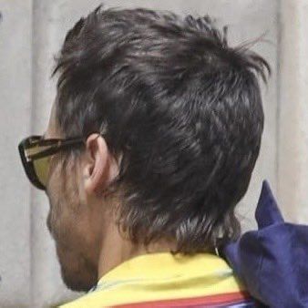 Harry Styles New Haircut, Harry Styles Details, Harry Styles Haircut, Harry Styles Hair, Sweet Boyfriend, Hair Mullet, Harry Styles Pictures, Old Money Style, Mullet Hairstyle