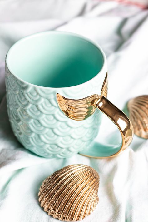 Shop our teal and gold mermaid mug and bring vitamin sea to your morning coffee or matcha latte. Mermaid Mug, Gold Mug, Mermaid Mugs, Gold Mermaid, Mermaid Decor, Ceramics Pottery Art, Art Clay, Ceramic Pendant, Cup Of Joe