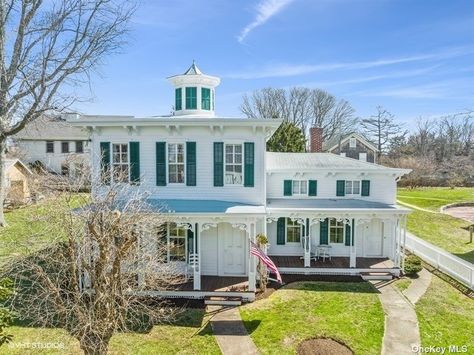 1863 Italianate Victorian Gem Lists for $1.79M in Orient, New York - Pricey Pads Italianate Interior, Large Pantry, Fantasy Homes, Eat In Kitchen, Ceiling Windows, Historic Home, Town And Country, House Layouts, The Expanse