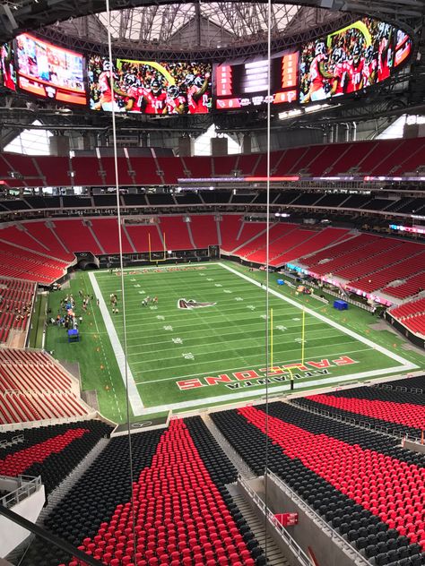 Eleven days from the Atlanta Falcons' pre-season opener, the team hosted an open house on Tuesday for the media at Mercedes-Benz Stadium. Crews are still working to ready the stadium for its debut, but the turf is in, the lines are painted, and the restaurants are firing up their grills. Atlanta Falcons Stadium, Nfl Football Stadium, Atlanta Falcons Art, Mercedes Benz Stadium, Atlanta Falcons Shirts, Atlanta Falcons Cheerleaders, Atlanta Falcons Wallpaper, Falcons Cheerleaders, Falcons Svg