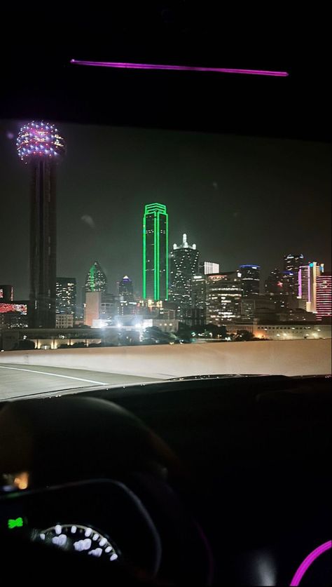 Dallas Texas At Night, Downtown Dallas At Night, Dallas Texas Aesthetic, Aesthetic Clothes Men, Latina Vibes, Downtown Dallas Texas, Widget Pics, Mood Pictures, Chill Aesthetic