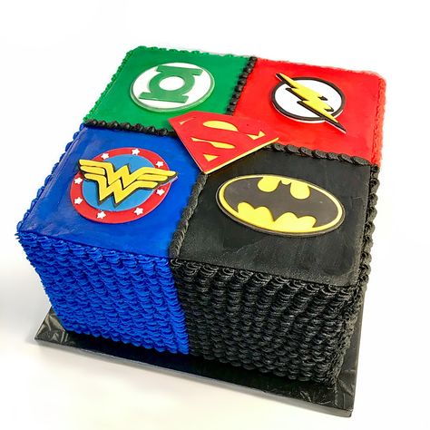 Dc Comics Party Ideas, Dc Comics Birthday Party Ideas, Dc Cake Ideas, Dc Birthday Party Ideas, Dc Birthday Cake, Superman Birthday Cake, Dc Comics Characters Heroes, Dc Cake, Dc Comics Facts