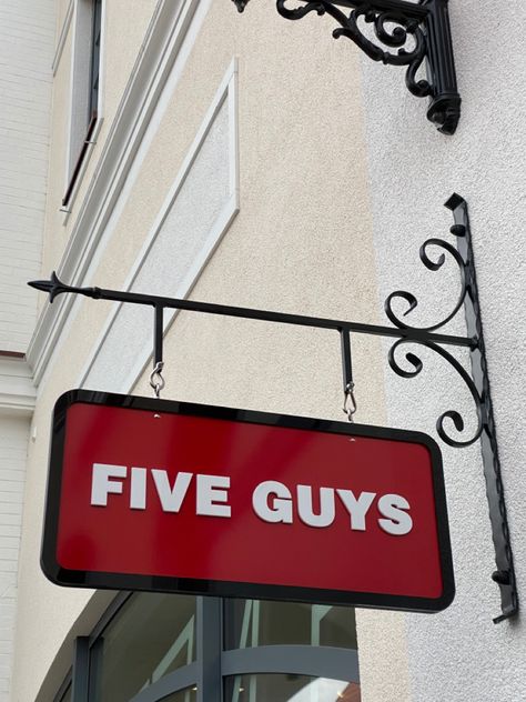 Fiveguys Burgers, Five Guys Aesthetic, Aesthetic Vintage Background, Guys Aesthetic, Dubai Aesthetic, Vintage Background, Five Guys, Aesthetic Vintage, Dubai