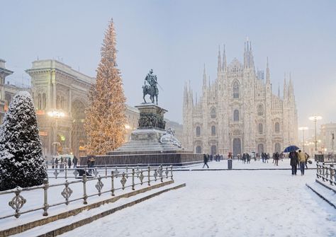 Learn about the festivals and events that happen each December in Milan, Italy, including holidays and Christmas celebrations. Italy Winter, Best Places In Europe, Christmas In Italy, Snow Images, Best Ski Resorts, Italy Aesthetic, Places In Europe, Italy Fashion, Milan Italy