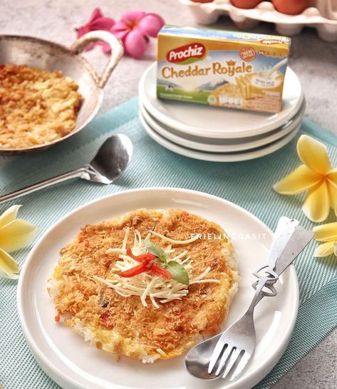 Kerak Telor Aesthetic, Beras Ketan, Keju Cheddar, Macaroni, Cheddar, Macaroni And Cheese, Cheese, Ethnic Recipes, Macaroni Cheese