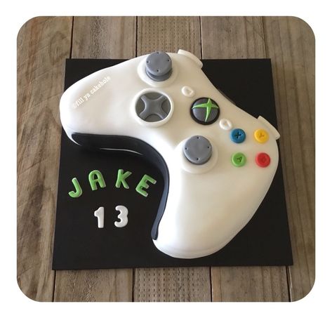 Xbox controller cake :) X Box Controller Cake, Gaming Controller Cake, Xbox Cakes For Boys, Xbox Cake Birthdays, Xbox Controller Cake, Video Game Controller Cake, Xbox Cake Ideas, Controller Birthday Cake, Xbox Birthday Cake