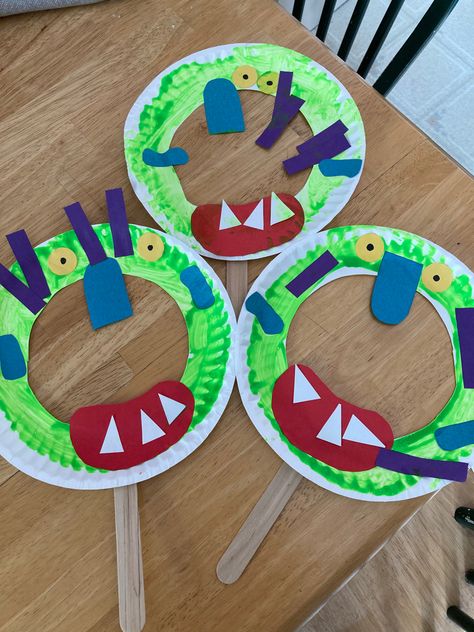 Big Green Monster Craft, Dino Crafts, Dino Craft, Big Green Monster, Silly Monsters, October Lessons, Fairy Tale Activities, Monster Craft, Space Activities