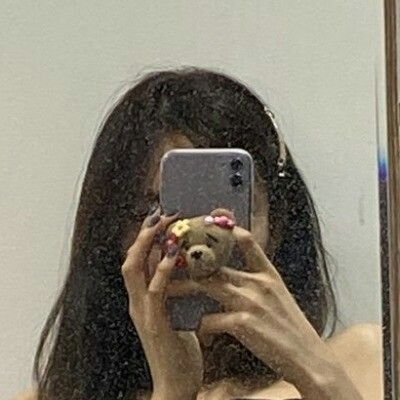 Nayeon Mirror Selca, Twice Mirror Selfie, Cute Photoshoot, Film Edits, Girlfriend Material, Instagram Wallpaper, Nayeon Twice, Cute Bear, Girl Icons