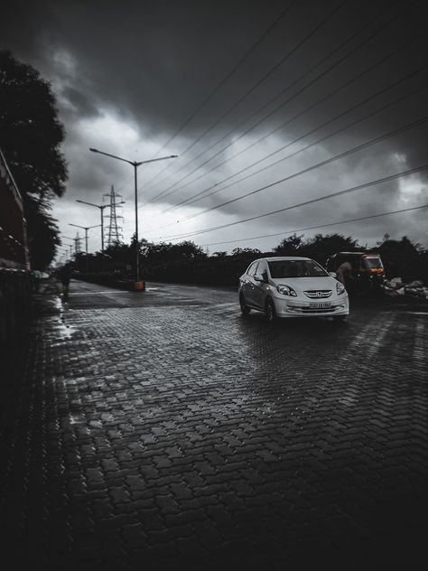 Photo Location Lokhandwala Backroad Andheri West #nature #mumbai #mansoon #asethic #new #photography Andheri Mumbai, New Photography, Photo Location, Dark Aesthetic, Mumbai, Places To Visit, Road, Photography, Quick Saves