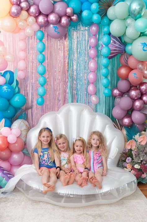 Undersea Decorations, Mermaid Birthday Party Ideas, Mermaid Pool Parties, Ariel Birthday Party, Barbie Mermaid, Ariel Party, Ocean Birthday Party, Mermaid Birthday Party Decorations, Mermaid Theme Birthday Party