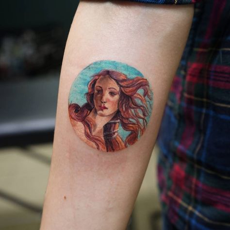 "The birth of Venus" - Botticelli. Birth Of Venus Botticelli, Italian Artwork, Birth Of Venus, Inner Forearm, Gorgeous Tattoos, Arrow Tattoo, European Culture, Italian Culture, Tattoo Flash Art