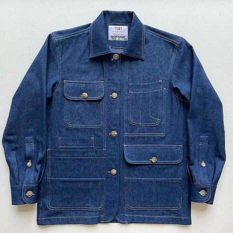 Casual for man ⚓ on Instagram: "🥁 🥁 🥁 🥁 🥁 🥁 🥁 🥁 🥁 🥁 🥁 - MASTERPIECE by @tonyshirtmakers - Medium Wash Denim Chore Coat - - Tony’s Light Wash Denim Safari Jacket was the starting inspiration for this piece. We stayed true to the contrast stitching and weight of denim, but took another direction into heritage chore coat territory. The final design features asymmetrical patch and flap pockets and a balance of curved and sharp details. Finished with matte light horn buttons. - #washdenim Men With Street Style, Mens Designer Shirts, Country Fashion, Boys Denim, Safari Jacket, Weird Fashion, Chore Coat, Workwear Fashion, Chore Jacket