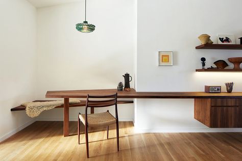 Mid Century Remodel, Minimal Home, Small Flat, Dining Room Design, Interior Inspo, Scandinavian Style, Interior Spaces, Contemporary House, Interior Inspiration