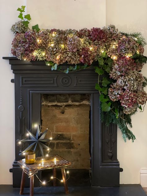 Dried Hydrangea Garland, Dried Hydrangeas Christmas, Dried Hydrangeas Decor Ideas, Fireplace Mantle Christmas Decor, Christmas Mantel Decorations Fireplaces, Mantle Decorating Ideas Christmas, Christmas Mantle Decor Fireplaces, Mantle Christmas Decor Ideas, Floral Fireplace