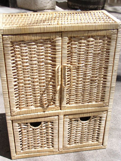 Vintage Cute & Sturdy Wicker Medicine Cabinet by jessicamknoshaug, $48.00 Cupboard For Kitchen, Cabinet For Bathroom, Wall Cupboard, Wicker Basket, Medicine Cabinet, Wicker Baskets, Bathroom Wall, Decorative Wicker Basket, Cupboard