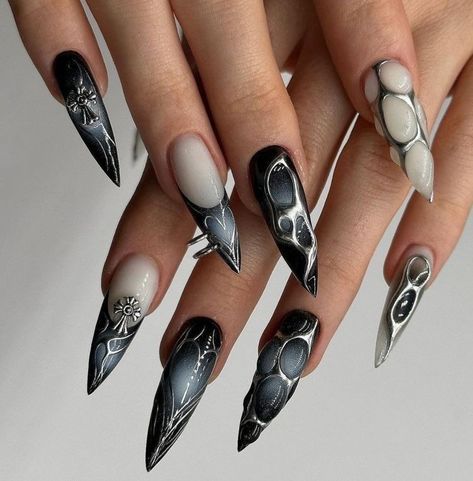 Dark Theme Nails, Cybersigilism Nails, Cyberpunk Nails, Futuristic Nails, Fierce Nails, Chrome Nails Designs, Punk Nails, Gothic Nails, Black Nail Art