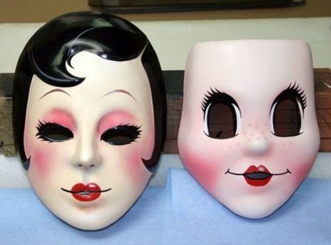 Doll Masks, Mask Inspiration, The Strangers, Mascaras Halloween, Horror Stuff, Effects Makeup, Horror Show, Classic Monsters, Clown Makeup