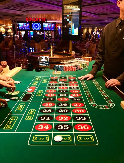 Casino Room, Roulette Table, Wynn Las Vegas, Casino Hotel, Gambling Games, Gatsby Party, Vegas Casino, Casino Night, Casino Royale