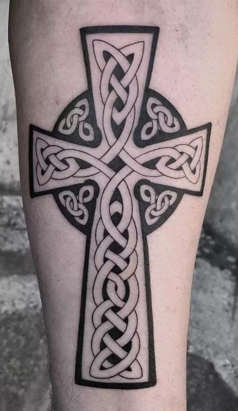 Irish Cross Tattoo, Celtic Cross Tattoo For Men, Belly Tattoos For Women, Celtic Band Tattoo, Celtic Tattoo Ideas, Celtic Cross Tattoo, Celtic Tattoo For Women, Mandala Skull, Celtic Tattoos For Men