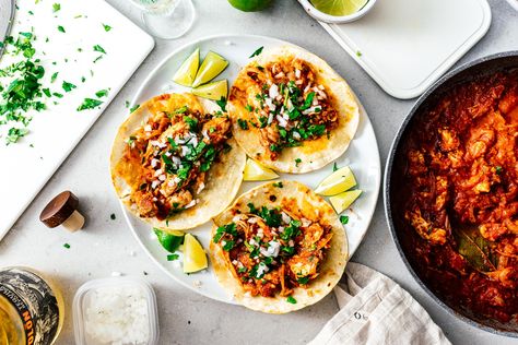 The best Mexican inspired chicken stew or taco/burrito filling ever Mexican Stew, Taco Filling, Thai Basil Chicken, Taco Fillings, Chicken Burritos, Basil Chicken, Best Instant Pot Recipe, Thai Basil, Mexican Chicken