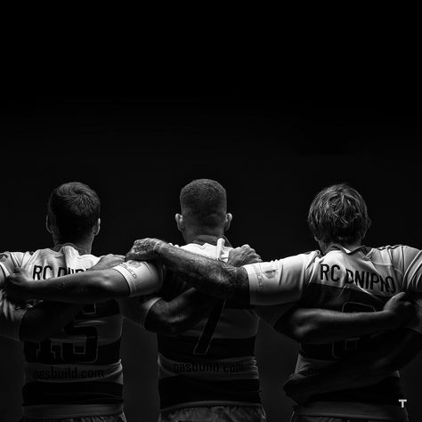 Rugby Portrait, Soccer Photography Poses, Rugby Photography, Rugby Wallpaper, Soccer Photography, Business Pitch, Bridal Pictures, Rugby Union, Rugby Players