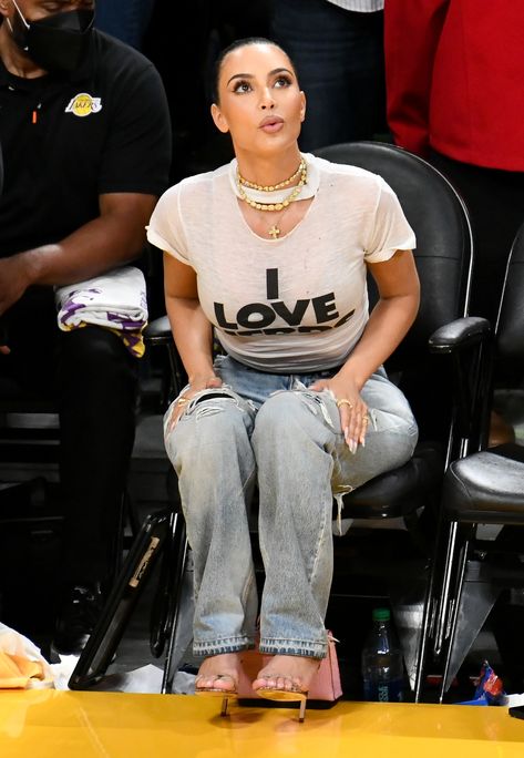 Court Side Outfit Basketball Games, I Love Nerds Shirt, I Love Nerds, Estilo Kim Kardashian, Kardashian Dresses, Estilo Kardashian, Lakers Game, Sheer Crop Top, Nerd Shirts