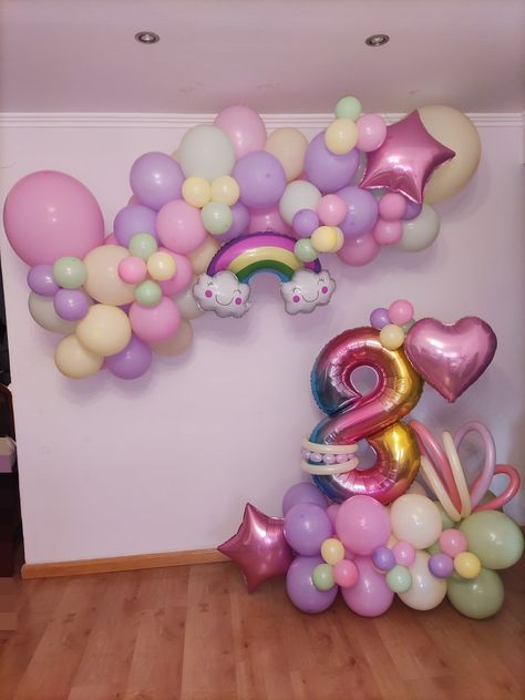 Pastel Balloon Bouquet, Candy Theme Birthday Party, Candyland Party, Birthday Party Theme Decorations, Candy Theme, Birthday Balloon Decorations, Barbie Birthday, Balloon Design, Balloon Decorations Party