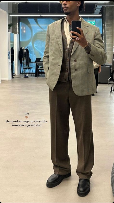 Men Suit Street Style, Nba Formal Outfit, Vest Outfits Men Formal, Church Clothes Men, Black Ivy Style Men, Men Gala Outfit, Men’s Wedding Outfits, Mens Professional Outfits, Lawyer Outfit Men