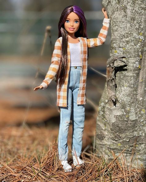 Weird Barbie, Selfcare Ideas, Barbie Happy Family, Barbies Pics, Barbie Sisters, Paper Dolls Diy, Diy Barbie Clothes, Barbie Aesthetic, Skipper Doll