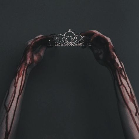 Fotografi Fesyen, Dark Royalty Aesthetic, Lady Macbeth, Queen Aesthetic, Royalty Aesthetic, Royal Aesthetic, Image Swag, Blood Art, Dark Feminine Aesthetic