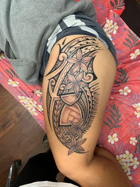 Tongan Tattoo, Side Body Tattoos, Polynesian Tattoos Women, Polynesian Tattoo Designs, Women Tattoos, Woman Tattoo, Tattoo Ideas For Men, Tattoos For Black Skin, Leg Tattoos Women