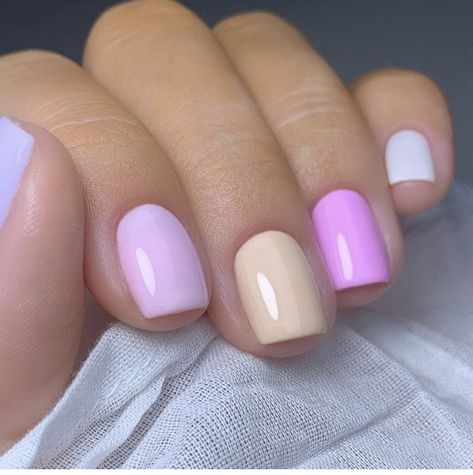 Gel Nails Gradient, Gradient Glitter Nails, Gradient Manicure, Fade Nails, Instagram Gradient, Gradient Nail Art, Ombre Nail Art, Ombre Gel Nails, Nails Gradient