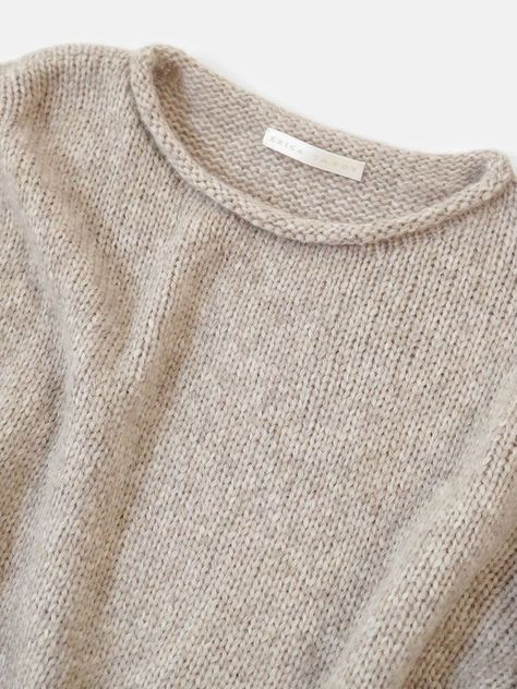 Erica Tanov, Rollneck Sweater, Alpaca Wool Sweater, Casual Outfit Inspiration, Boxy Sweater, Alpaca Sweater, Wool Wash, Roll Neck Sweater, Baby Alpaca