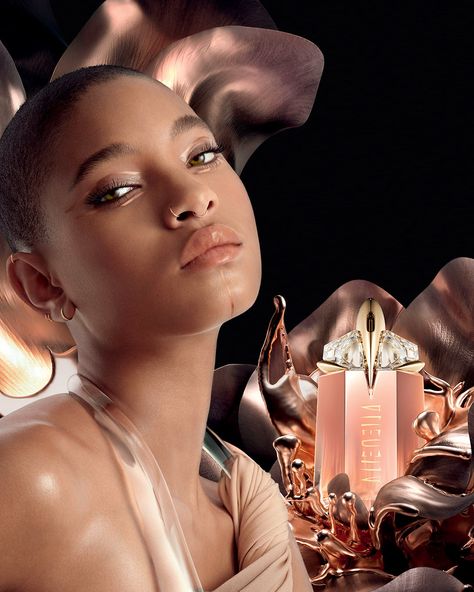 Mugler Alien Goddess, Alien Goddess, Alien Perfume, Versace Man Eau Fraiche, Mugler Alien, Thierry Mugler Alien, Willow Smith, Celebrity Perfume, Perfume Samples